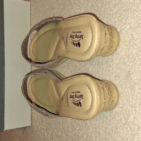 Spring Step Sandals NWT - Picture 11 of 15
